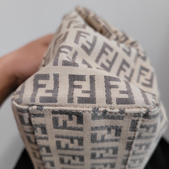 FENDI zucchino tote handbag - Picture 3 of 15